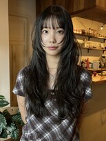 ドロップ(drop)&nbsp;ロングでも重みが出ない、透き通ったグレージュヘア