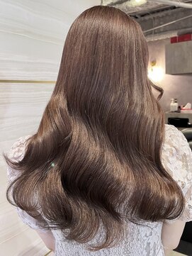 ラビス 池袋(Lovis) ワンレン/ネビージュ/エクステ/小顔/インナーカラー/韓国/池袋