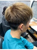 メンズ さわやかツーブロックショートスタイル スキンフェード