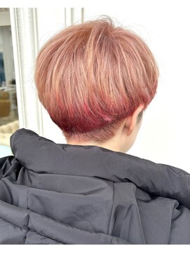 シャルティア(SHALLTIA) 刈り上げサーモンピンク【山口市美容室】