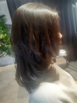 ネセサリー(NECESSARY) カット