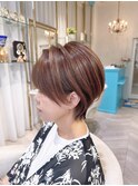 ショートボブ
