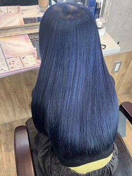 ヘアーザラブズラフズ オーガニカ 北九州(HAIR THE LOVES LAUGHS ORGANICA) ネイビー/ダブルカラー/高発色ブルー