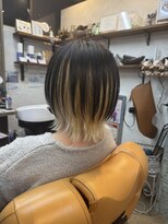 ヘリテイジ(HERITAGE) ウルフカット、アンブレラカラー