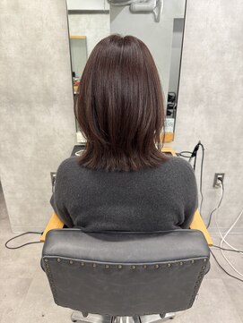 クラン 岡本(Chlan) ピンクブラウン×切りっぱなしレイヤーボブ