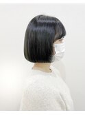 美肌カラー丸っと収まるミニボブ