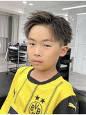 小学生でもかっこいいアップバングショート