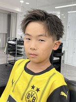 ルースト 八王子店(ROOST)&nbsp;小学生でもかっこいいアップバングショート