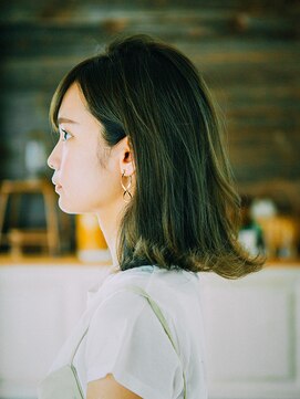 ナウラ(Naurra) 外ハネ×ミックスカラー/20代/30代/40代/水島/倉敷