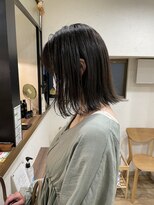 パツっとボブに赤み消しグレージュカラー　Sac.栃木優佑