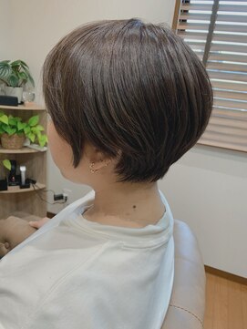 ダリア(Dahlia) すっきりショートボブ