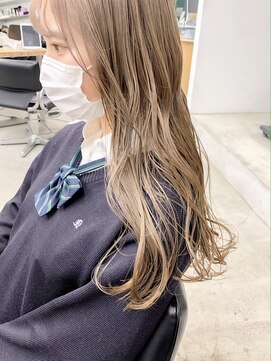 シェーン 仙台駅広瀬通店(schon) 【schon】ベージュ×ミルクティー×前髪×イヤリングカラー