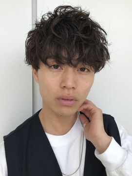 バイフィフス 原宿/表参道(by fifth) 波巻きツイストスパイラルパーマツーブロック刈り上げ