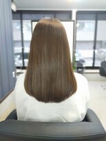 アンドヘアー(AND HAIR) ストレートスタイル