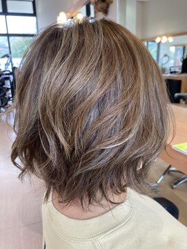 シャンプーボーイ ヒノ(SHAMPOO BOY Hino) ミディアムハイライトカラー