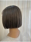 透明感グレージュ×ボブ
