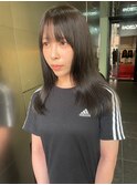 【恒吉佐央理】ナチュラルレイヤーに透明感オリーブグレージュ