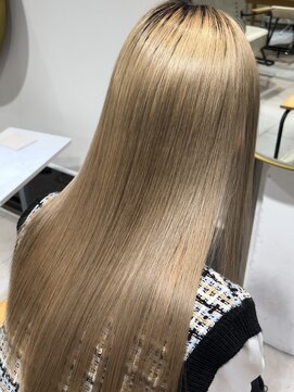 ティア(Tia.) (縮毛矯正/髪質改善/美髪/ブロンド)