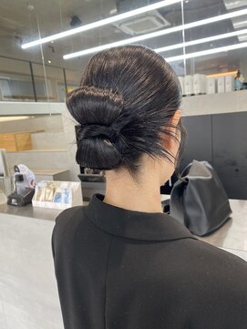 カケル(×.) カチモリ/韓国風/タイトアレンジ/お呼ばれアレンジ