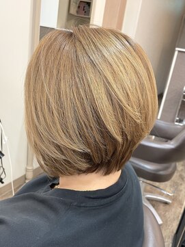 アルターリール(aL ter Rire) くびれヘア/アプリコットオレンジ/ハイライトカラー/中村郁未