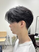 カルム(kalm) 毛流れセンターパートニュアンスパーマカルマヘアメンズパーマ