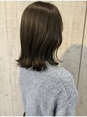 アッシュグレー