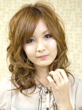 トップシェイプ(TOP SHAPE) エアリーな質感でツヤのある、カワイさUPスタイル