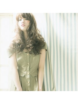 アットラブ バイ ベル(at'LAV by Belle) 『外国人風』ガーリーパーマ×スモーキーベージュ☆