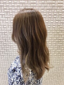 オリーブスバイネオリーブ(Olive's by neolive) 【新宿 Neolive】ゆるふわくびれミディ