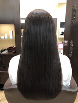 ミリュウ(Milieu) ロングヘアも毛先までやわらかくまとまるように