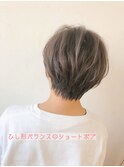 ひし形バランスのショートボブ