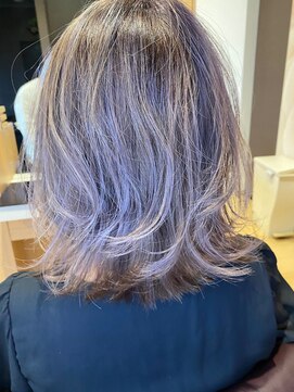 ヘアーアンドメイク ピース(HAIR&MAKE peace) ホワイトベージュ