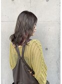 グレージュ×インナーアイスピンク