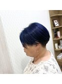 刈り上げショート　ネイビー