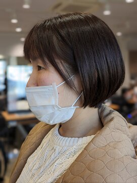 ケーオーエスビューティー(K O S beauty) 前下がり美シルエットショートボブ!