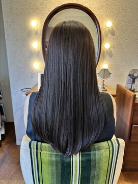 エルサフィロ キタハマ(el zafiro kitahama) 20×30×40代×透明感×髪質改善×抗酸化×ネイビーアッシュ