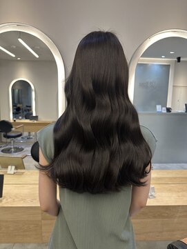 ヤエ(yae) 髪質改善ケアカラー×ツヤ巻き