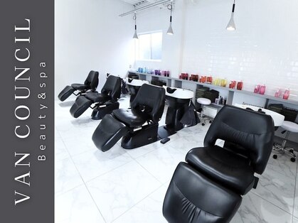 ヴァンカウンシル 一宮店(VAN COUNCIL)の写真