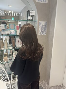 ボヌール 川西(Bonheur) 韓国風くびれ巻き