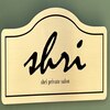 シュリ(shri)のお店ロゴ