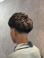 ザ クラン バイ ヘッドライト 仙台長町店(THE CLAN by HEADLIGHT)&nbsp;テーパーフェード/アップバング