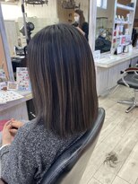 トウキョウヨシつね 御幸ヶ原店(TOKYO Yoshi)&nbsp;透明感のあるバレイヤージュカラー