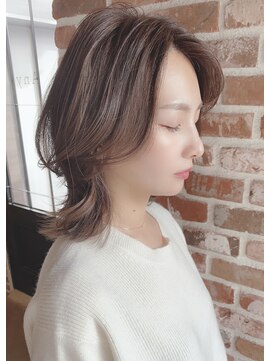 エニー 栄(Any) 小顔外ハネ×韓国風レイヤー