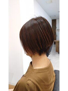 ウトシティ ショートボブ