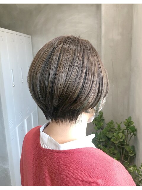 【ミルクティーベージュ】のショートヘア/横浜髪質改善