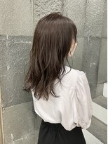 アクルヘアーバイテソロ(AKUR hair by tesoro)&nbsp;グレージュ