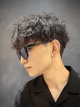 エイトメン 博多店(EIGHT MEN) シャドウパーマ