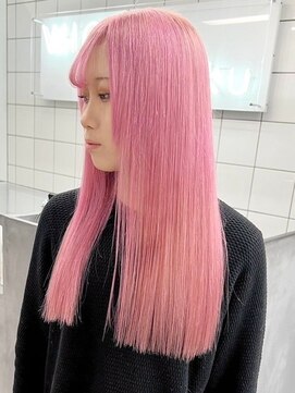 ウィコ 新宿(WICO) ペールピンク[新宿駅/ボブルフ/ダブルカラー/小顔]