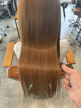 エマ 日吉(emma) メテオカラーベージュ