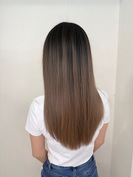 ウル(ulu) バレイヤージュ　ケアブリーチ　ベージュ　グレージュ　ブラウン